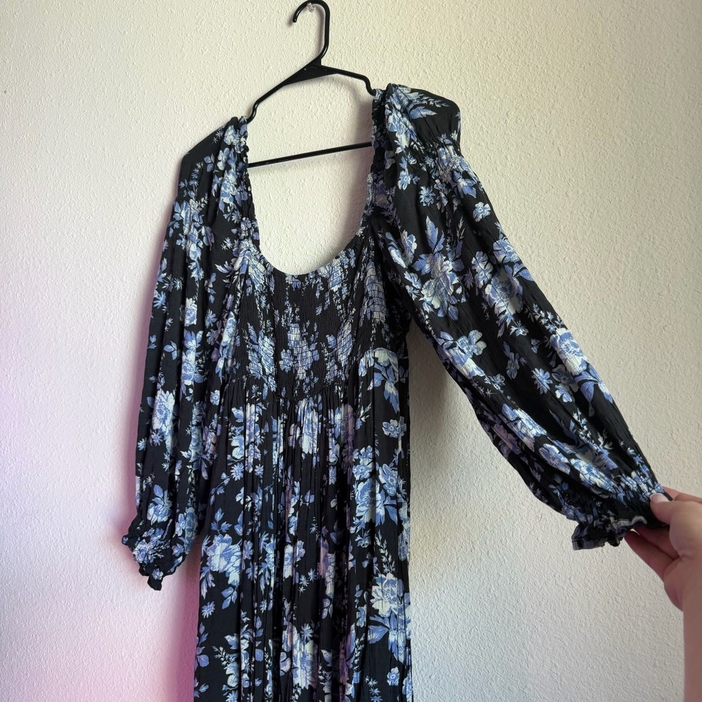 Free People Black Blue Floral Smocked Midi Dress Square Neck Side Slit Small - Picture 10 of 11